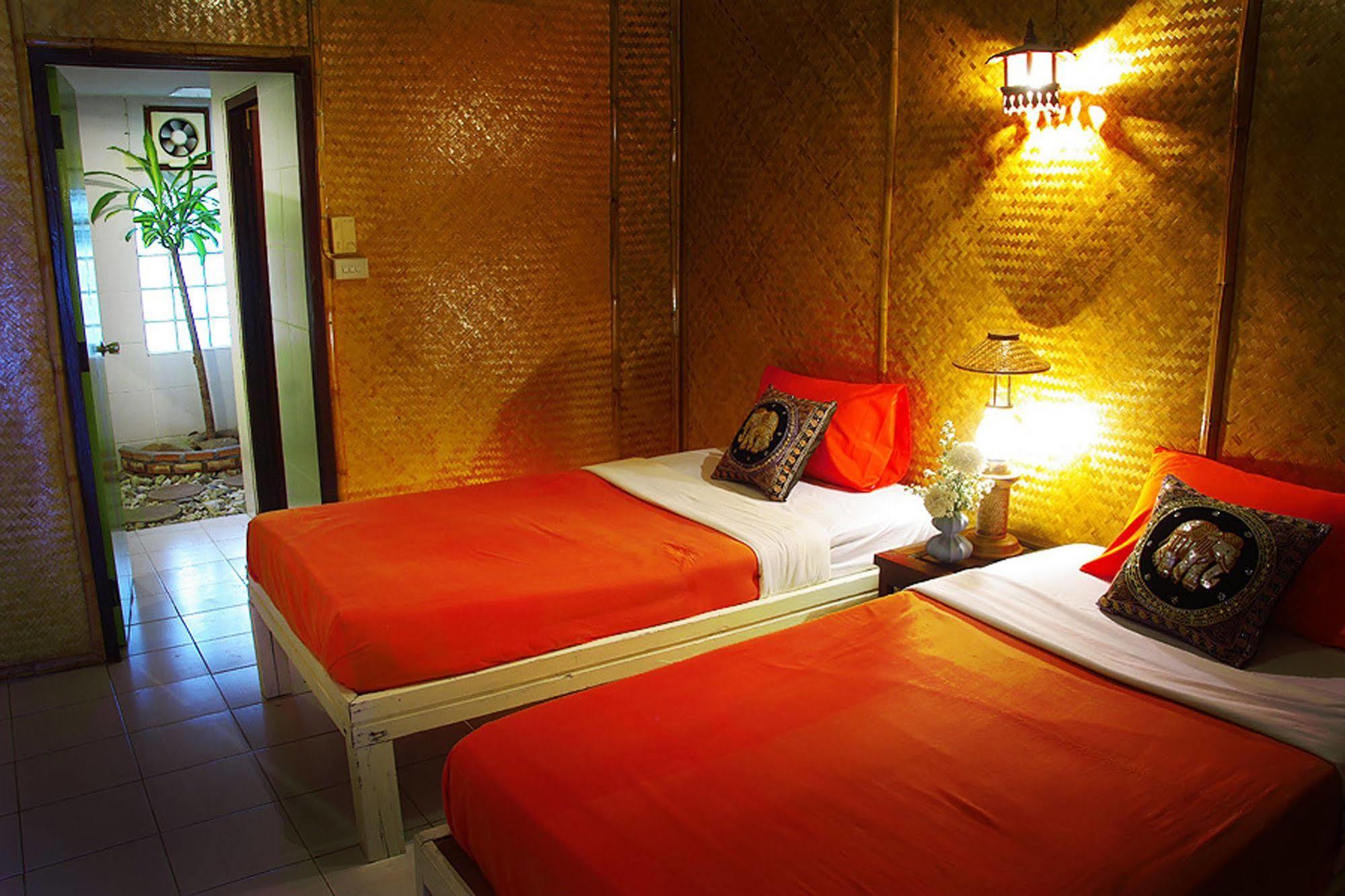 Areeya Phuree Resort Thaton Mae Ai Экстерьер фото