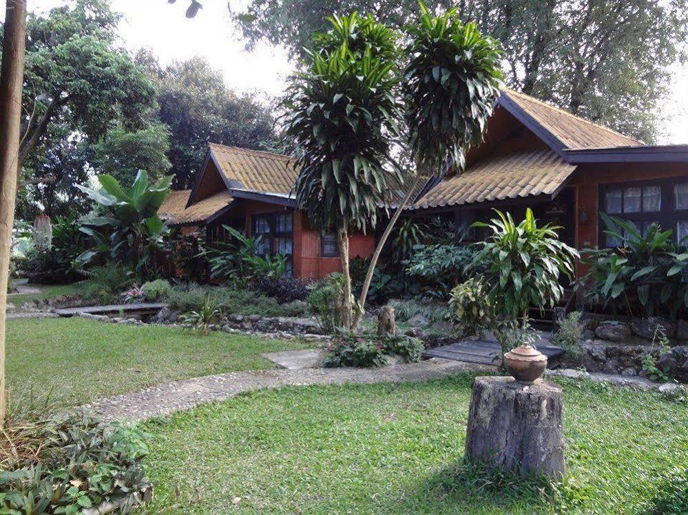 Areeya Phuree Resort Thaton Mae Ai Экстерьер фото